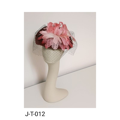 Colección Jade tocados y sombreros de Pablo y Mayaya