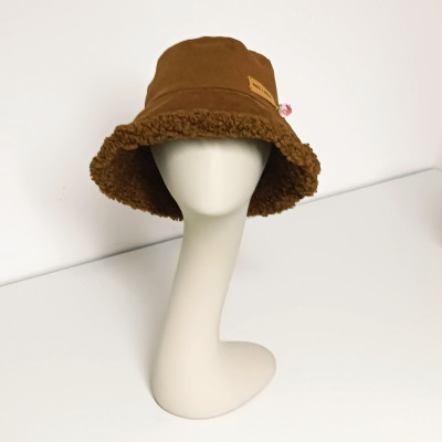 Bucketborreguito marrón chocolate