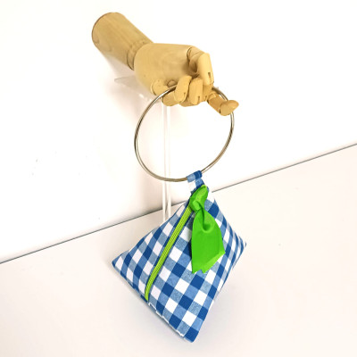 Bolso triangular Estiloso y Personalizable I Diseño Único - De Tela